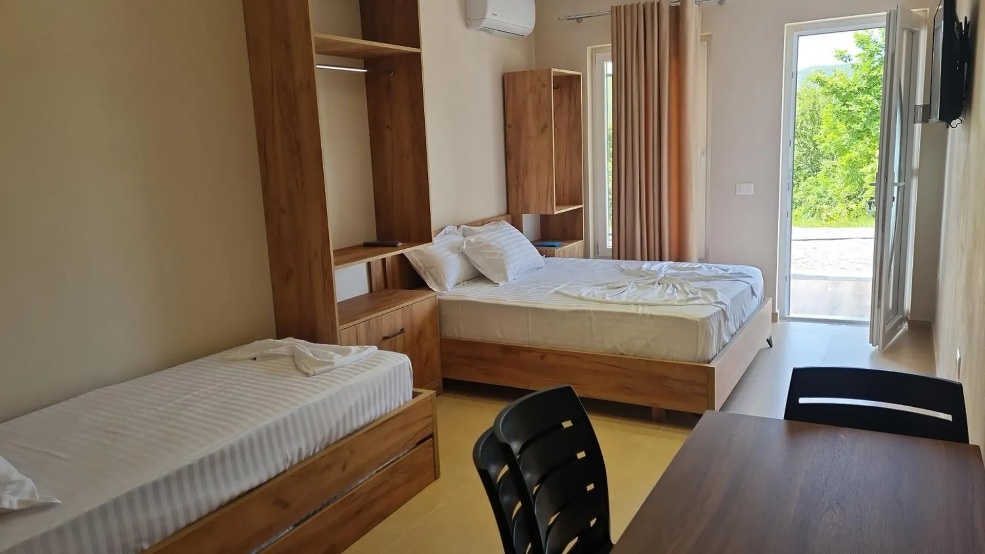 Sol Apartments Gjiri Lalzit Durrës