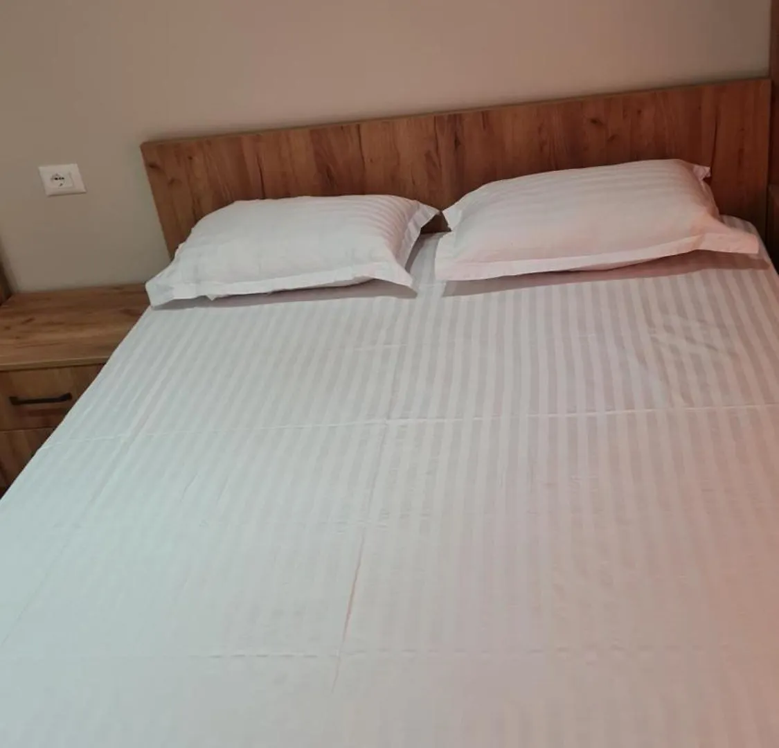 Sol Apartments Gjiri Lalzit Durrës 0*,  Albanien