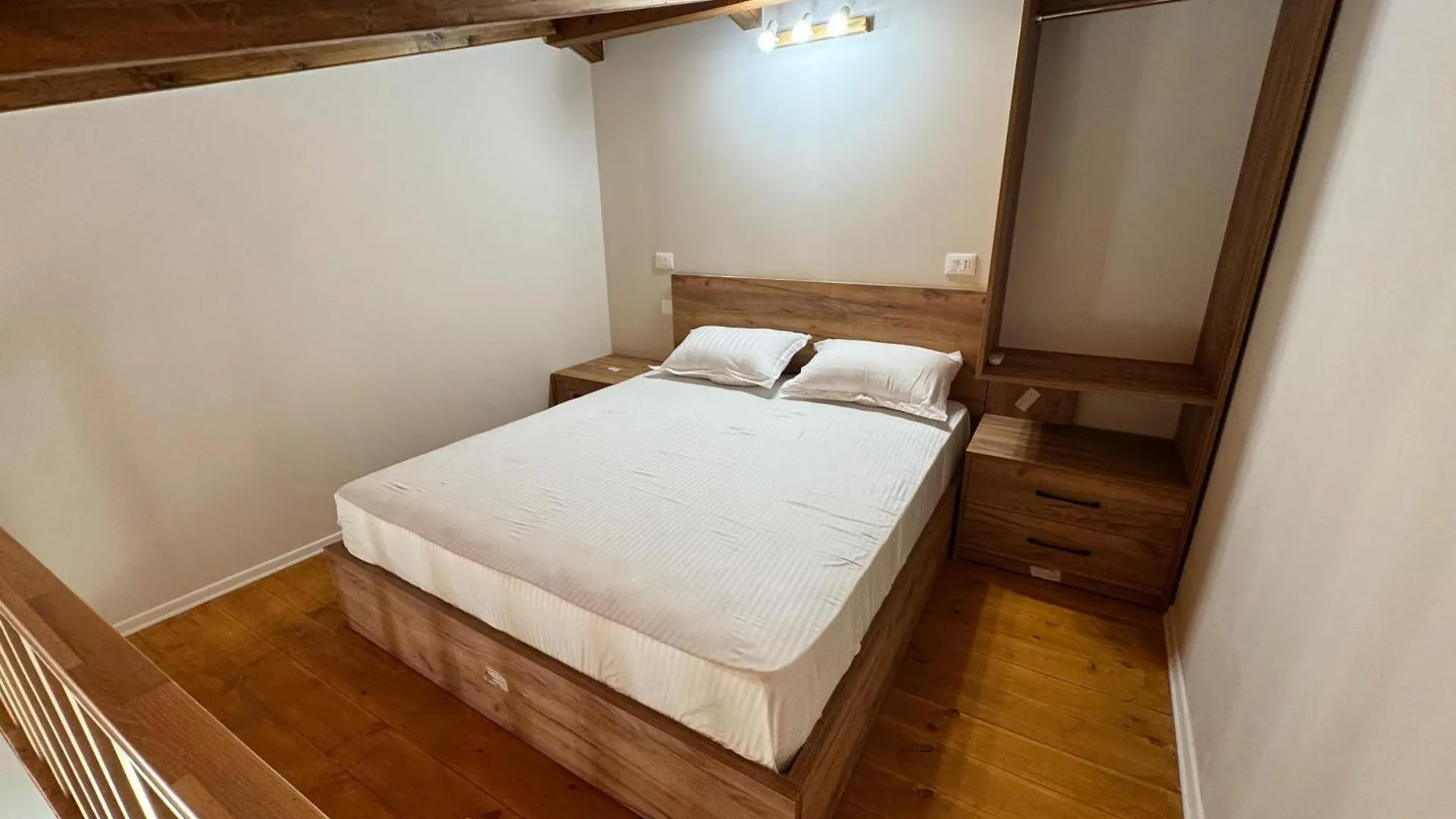 Sol Apartments Gjiri Lalzit Durrës