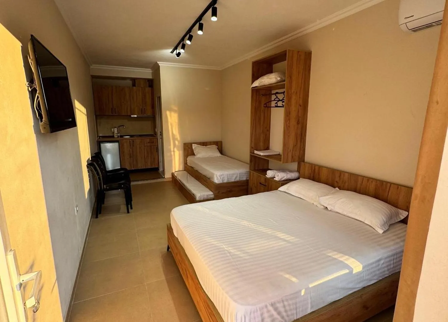 Sol Apartments Gjiri Lalzit Durrës